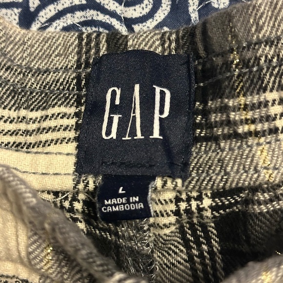 GAP Black and Cream Plaid pajama Pants - Picture 14 of 16